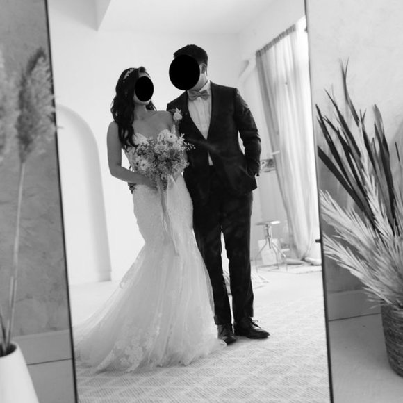 Essence of Australia Wedding Dress - Picture 2 of 6